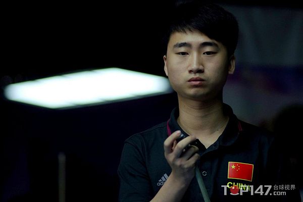 分析她们的 分析她们的