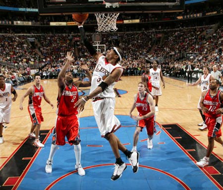 展文明风采 展文明风采